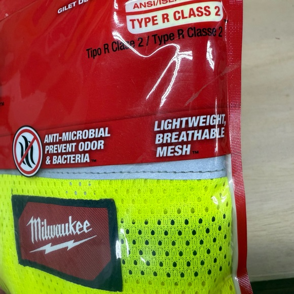 Milwaukee Hi-Vis Safety Vest Mesh Zipper Closure w Pockets Moisture Wicking NIB - Picture 3 of 8